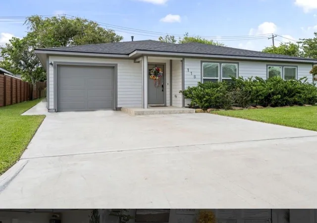 1st image of 118 Tuna St, Galveston, TX 77550 | MLS# 80836719