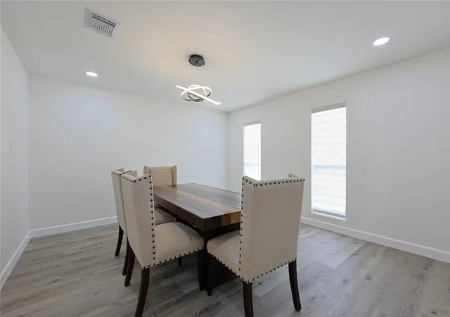 5th image of 11219 Newbrook Dr, Houston, TX 77072 | MLS# 63265412