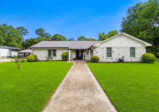 3rd image of 509 Wilkerson Rd, Lufkin, TX 75901 | MLS# 22385355
