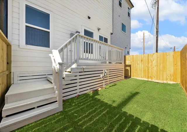 5th image of 5612 Camino Encantado Dr, Houston, TX 77091 | MLS# 31400545
