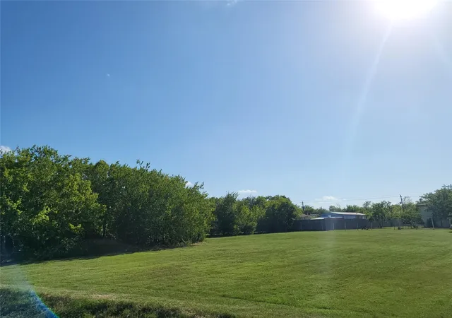 5th image of 333 24Th St, Dickinson, TX 77539 | MLS# 72230802