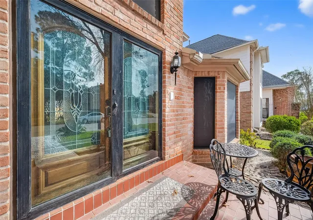 Photo 4 of Sale Pending at 3435 Ashton Park Dr, Houston, TX 77082 | MLS# 73312401 | Listing updated on 2026-09-20