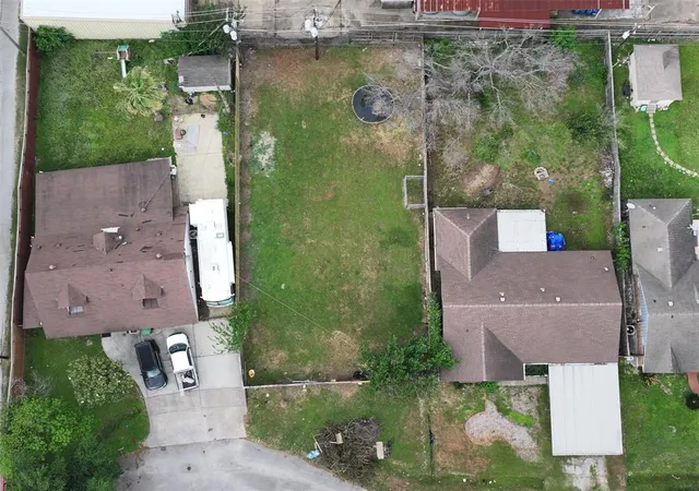 Photo 3 of Land for sale at 3607 Zoch Ln, Houston, TX 77092 | MLS# 53358913 | Listing updated on 2026-04-24