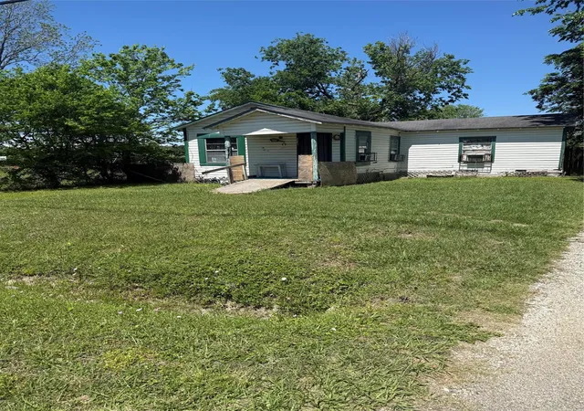 2nd image of 2416 Hampton St, Houston, TX 77088 | MLS# 45955369