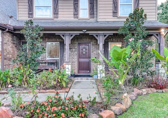 Photo 3 of Single family home for sale at 9110 Wapiti Trl, Conroe, TX 77303 | MLS# 15857587 | Listing updated on 2026-08-01