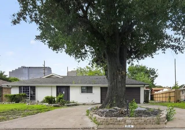 Photo 2 of Single family home for sale at 314 Abney Dr, Houston, TX 77060 | MLS# 10167414 | Listing updated on 2026-09-11