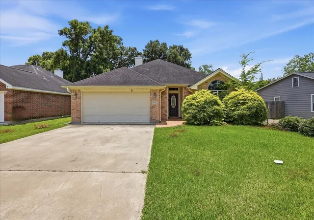 Homes for sale in Nederland, TX | 624 S 9th St, Nederland, TX 77627 | MLS# 23164450