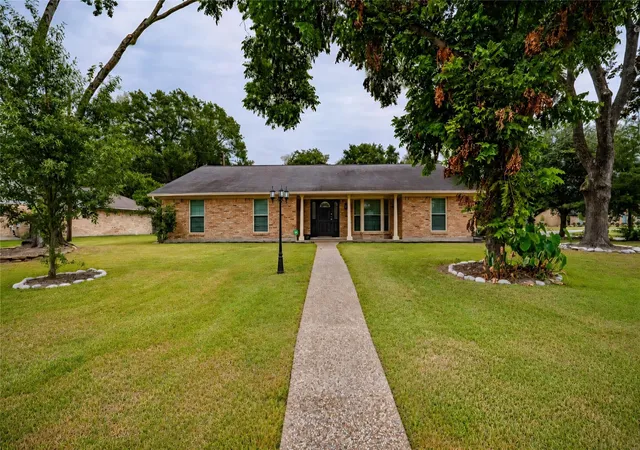 Photo 1 of Single family home for sale at 19202 Casper Dr, Spring, TX 77373 | MLS# 80765691 | Listing updated on 2026-09-01