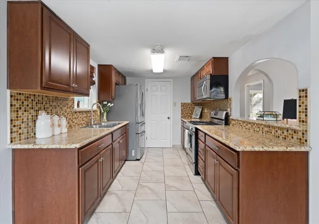 Homes for sale in Houston, TX | 202 County Fair Dr, Houston, TX 77060 | MLS# 20174472
