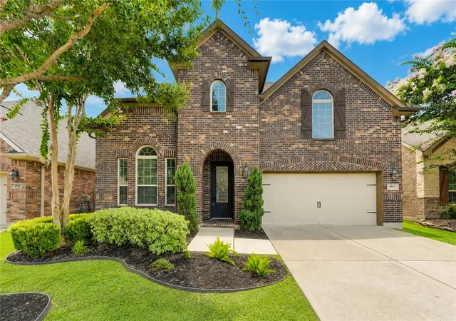 1st image of 4910 Scenic Horizon Ln, Fulshear, TX 77441 | MLS# 35347471