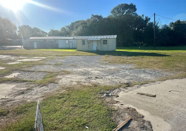 4th image of 2089 Canal St, Port Arthur, TX 77640 | MLS# 32851780