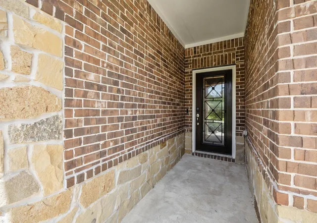 4th image of 31406 Black Forest Xing, Fulshear, TX 77441 | MLS# 19046739
