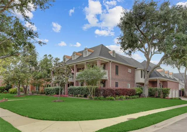 2nd image of 62 Pipers Walk, Sugar Land, TX 77479 | MLS# 83523315