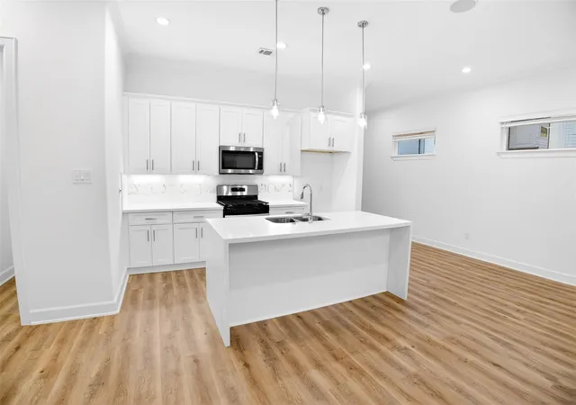 3rd image of 5010 Elizabeth City St, Houston, TX 77021 | MLS# 14350063
