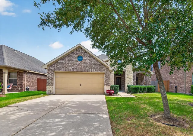 Photo 1 of Sale Pending at 17315 Aldenwilds Ln, Richmond, TX 77407 | MLS# 84845125 | Listing updated on 2026-09-08