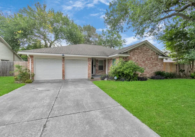Photo 1 of Single family home for sale at 2718 Lazy Spring Dr, Houston, TX 77080 | MLS# 68022125 | Listing updated on 2026-09-18