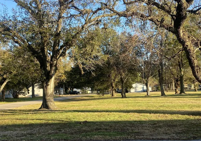 Photo 4 of Land for sale at 1304 Penick Rd, Waller, TX 77484 | MLS# 84778108 | Listing updated on 2026-08-13