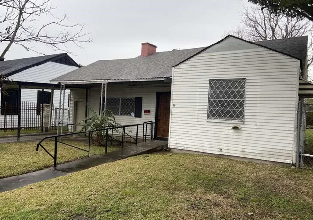 Photo 1 of Single family home for sale at 6705 Linden St, Houston, TX 77087 | MLS# 83663103 | Listing updated on 2026-09-04