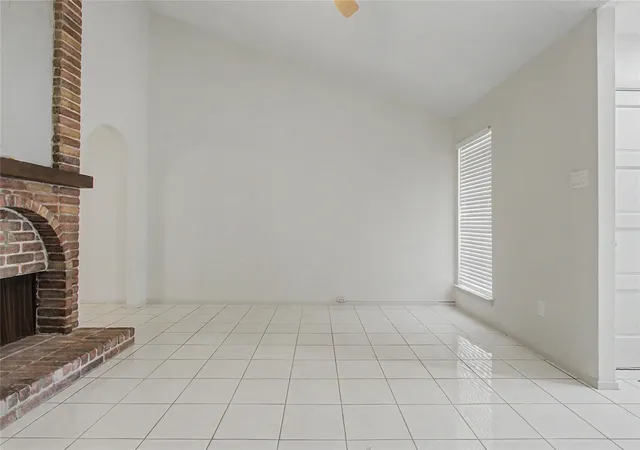 Photo 3 of Single family home for sale at 9423 Bollingbrook Dr, Houston, TX 77083 | MLS# 98006372 | Listing updated on 2026-08-20