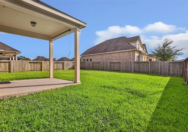 Photo 2 of Single family home for sale at 18027 Salt Meadow Ln, Crosby, TX 77532 | MLS# 50471889 | Listing updated on 2026-08-31