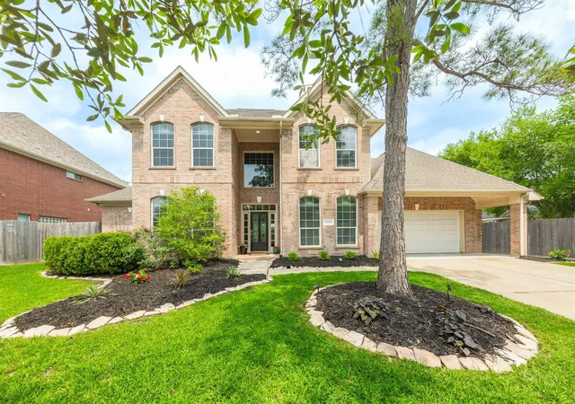 Photo 2 of Single family home for sale at 20410 Lake Spring Ct, Cypress, TX 77433 | MLS# 32459895 | Listing updated on 2026-08-31