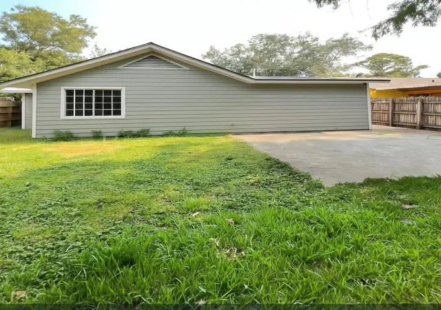 16th image of 3121 Bond St, Pasadena, TX 77503 | MLS# 53393661