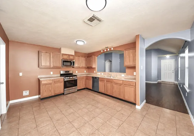 3rd image of 21630 Falvelsunset Ct, Spring, TX 77388 | MLS# 15736318
