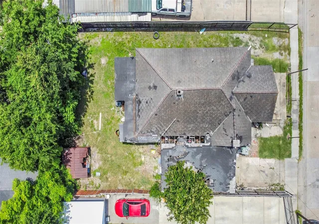 1st image of 2020 Elysian St, Houston, TX 77026 | MLS# 60854476