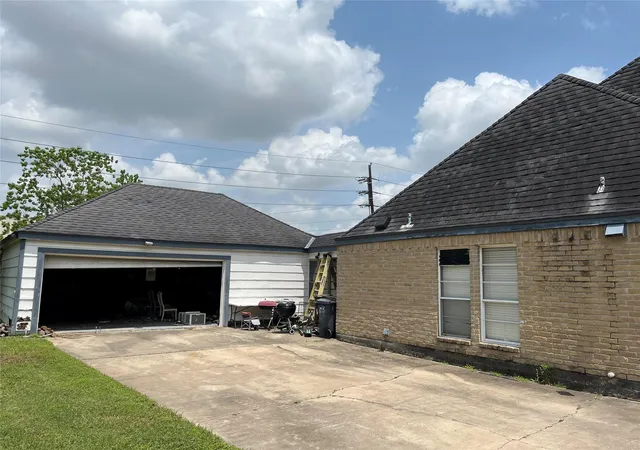 Photo 4 of Single family home for sale at 22006 Joshua Kendell Ln, Katy, TX 77449 | MLS# 75528317 | Listing updated on 2026-08-07