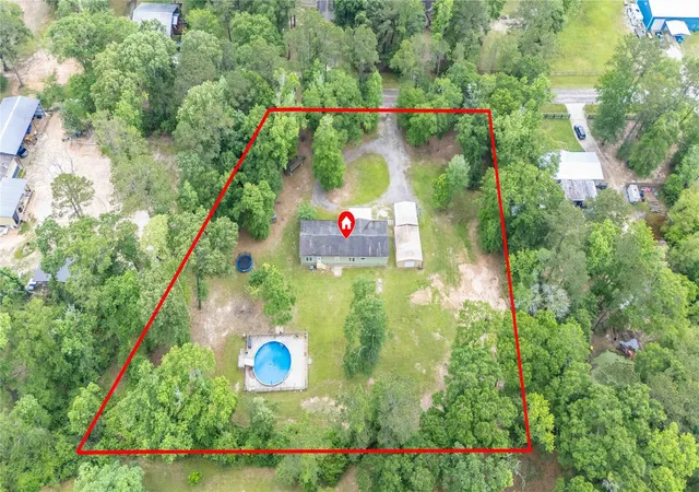 Photo 3 of Single family home for sale at 320 Wild Oak Dr, Huffman, TX 77336 | MLS# 39888806 | Listing updated on 2026-08-28