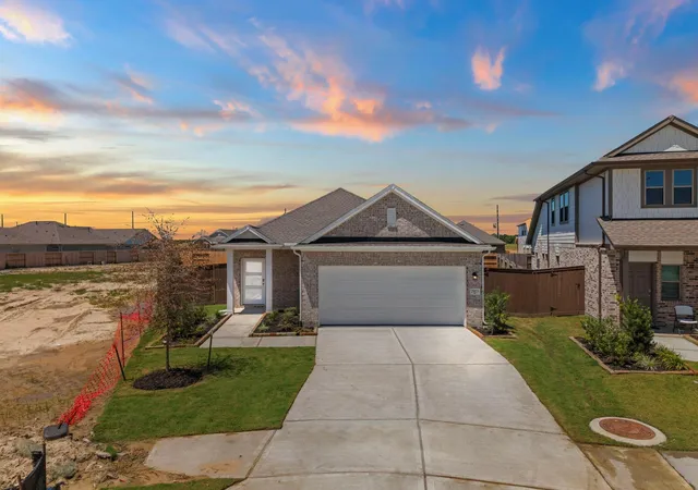 Single family home for sale at 2903 Copper Falls Dr, Rosharon, TX 77583 | MLS# 44605833 | Listing updated on 2026-10-06
