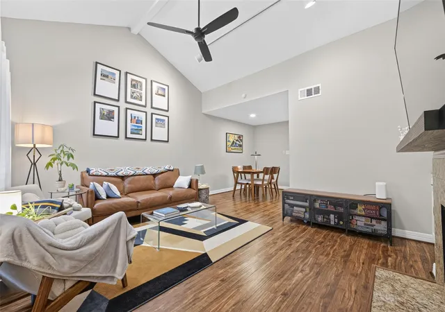 1st image of 4000 Purdue St, Houston, TX 77005