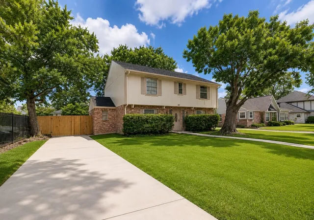 Single family home for sale at 411 Cannon Ball Dr, Spring, TX 77380 | MLS# 32379739