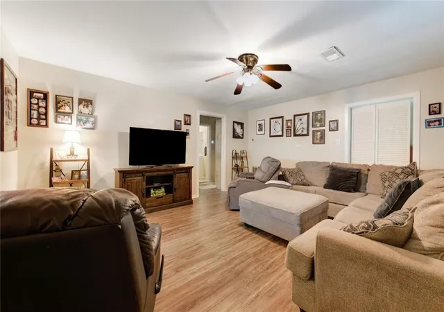 Photo 2 of Single family home for sale at 2206 Oaklawn Dr, La Marque, TX 77568 | MLS# 30705452 | Listing updated on 2026-07-17