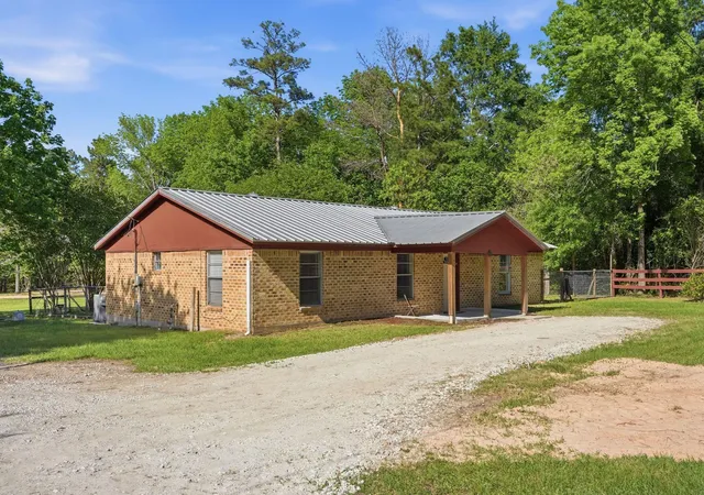 37th image of 2377 Us Hwy 190, Huntsville, TX 77340 | MLS# 12861197
