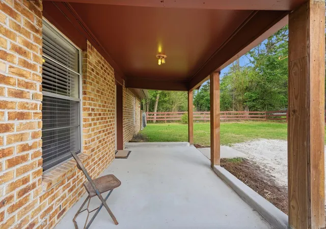 3rd image of 2377 Us Hwy 190, Huntsville, TX 77340 | MLS# 12861197