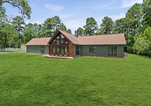 3rd image of 13620 Decker Dr, Magnolia, TX 77355 | MLS# 2494296