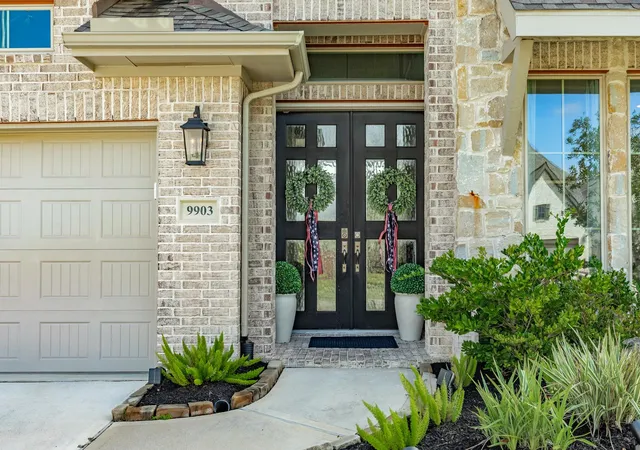 2nd image of 9903 Chapman Trl, Manvel, TX 77578 | MLS# 63256479