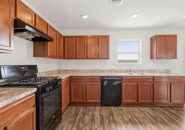 Photo 4 of Single family home for sale at 25231 Stone Tower Ct, Katy, TX 77493 | MLS# 77903764 | Listing updated on 2026-07-13