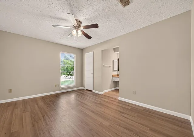 27th image of 1519 Hitherfield Dr, Sugar Land, TX 77498 | MLS# 41636620