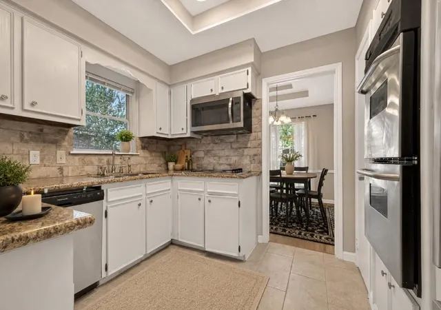 5th image of 1519 Hitherfield Dr, Sugar Land, TX 77498 | MLS# 41636620