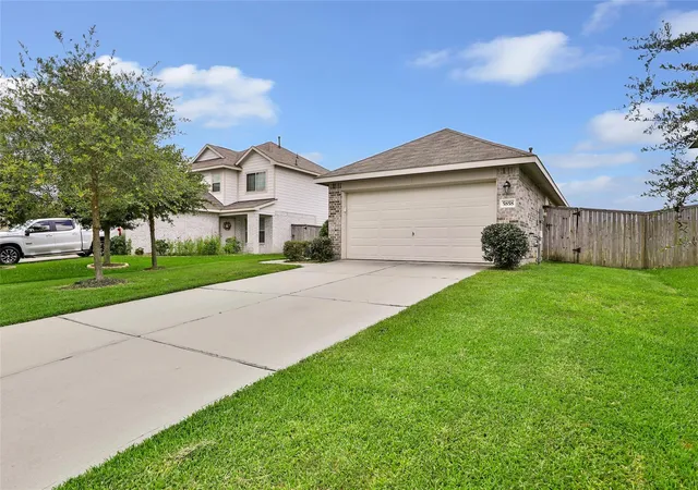 Photo 3 of Single family home for sale at 5858 Rosehill Forest Ln, Porter, TX 77365 | MLS# 12590544 | Listing updated on 2026-08-26
