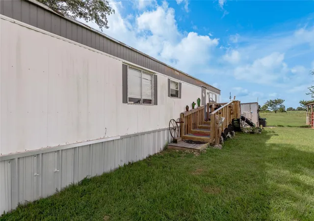 Photo 4 of Single family home for sale at 9903 Fm 978, Normangee, TX 77871 | MLS# 63368405 | Listing updated on 2026-08-25