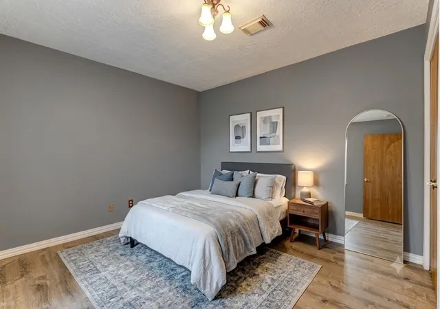 Photo 3 of Single family home for sale at 4018 S Blalock Rd, Houston, TX 77080 | MLS# 28146690 | Listing updated on 2026-08-08