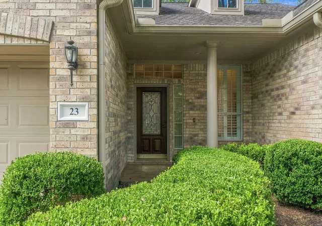 2nd image of 23 S Belfair Pl, Spring, TX 77382 | MLS# 81483341