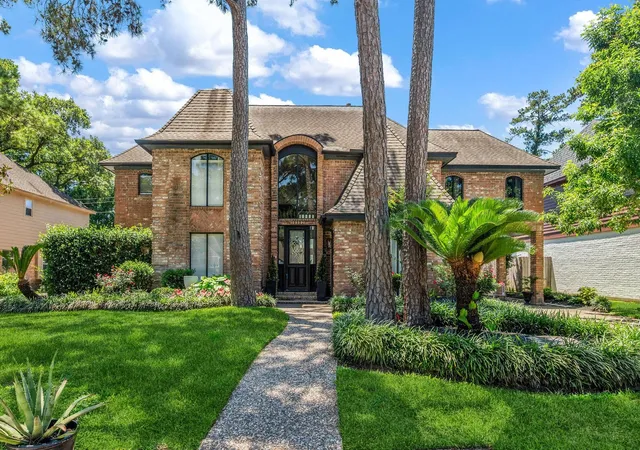3rd image of 15327 Gettysburg Dr, Tomball, TX 77377 | MLS# 68365050