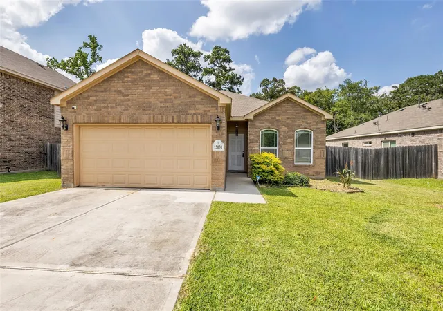 Photo 1 of Single family home for sale at 15031 Meadow Glen N, Conroe, TX 77306 | MLS# 24732433 | Listing updated on 2026-09-18