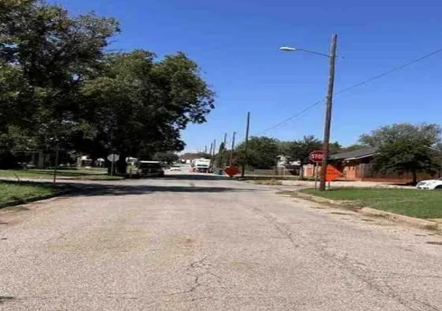 Homes for sale in Sweetwater, TX | 801 Thomas St, Sweetwater, TX 79556 | MLS# 44062458