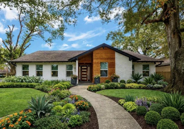 1st image of 10603 Riverview Dr, Houston, TX 77042 | MLS# 78382297