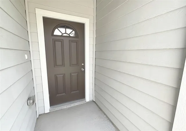 Photo 3 of Single family home for sale at 8118 Safebuy St, Houston, TX 77028 | MLS# 8241322 | Listing updated on 2026-08-30